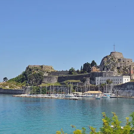 Luxury Maisonette In Town Tatil Evi